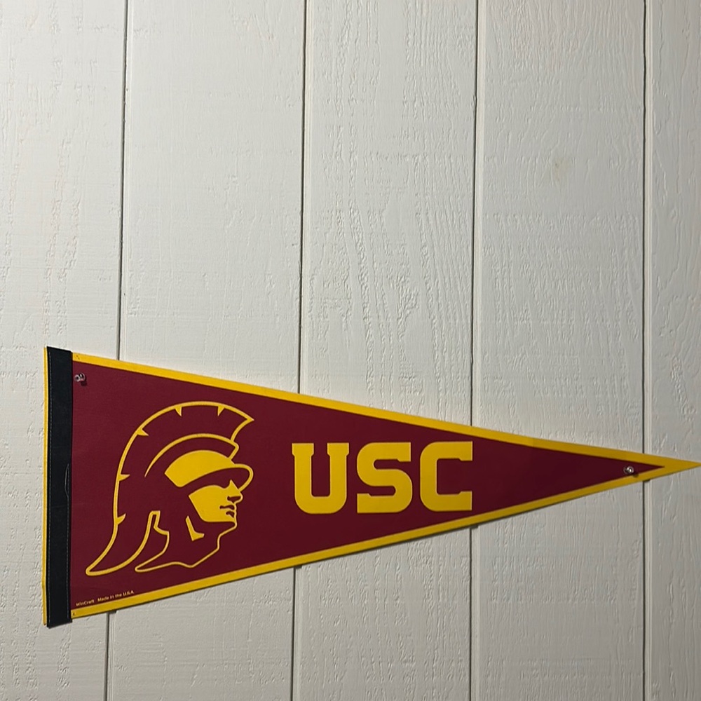 usc pennant flag